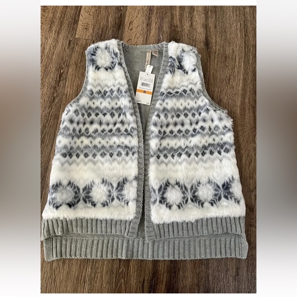 By Design Womens Vest, Size Small, Open Knit/Faux Fur, NEW - Picture 2 of 7
